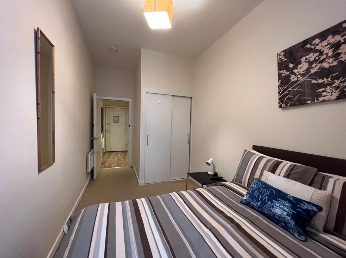 Aberdeen Stay Central 2-Bedrooms Apt-No Party Kültér fotó