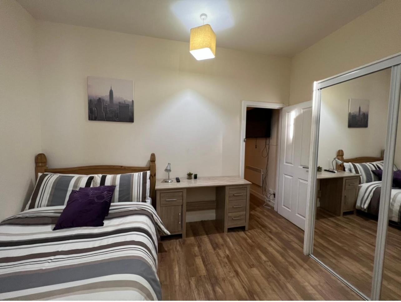 Aberdeen Stay Central 2-Bedrooms Apt-No Party Kültér fotó
