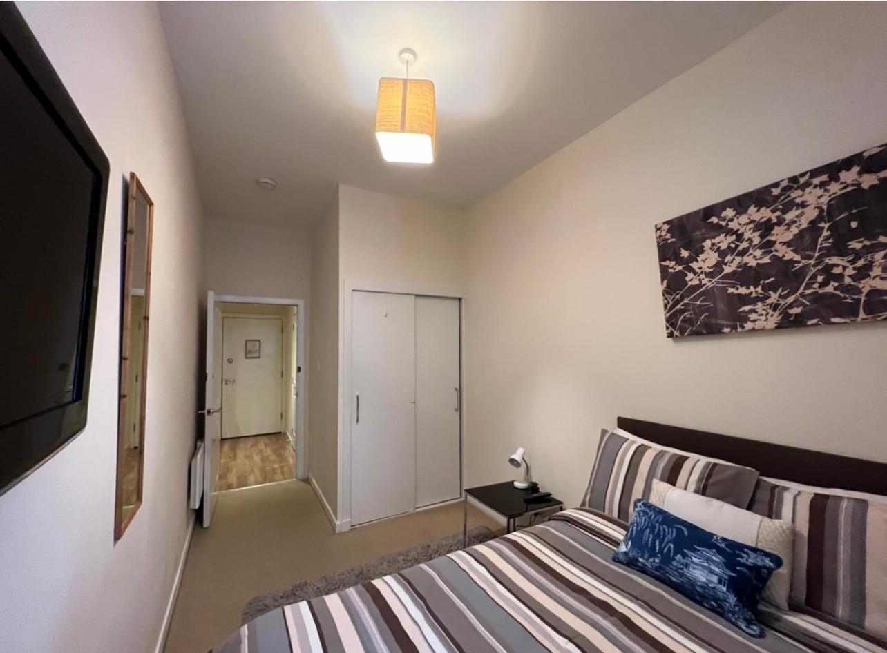 Aberdeen Stay Central 2-Bedrooms Apt-No Party Kültér fotó